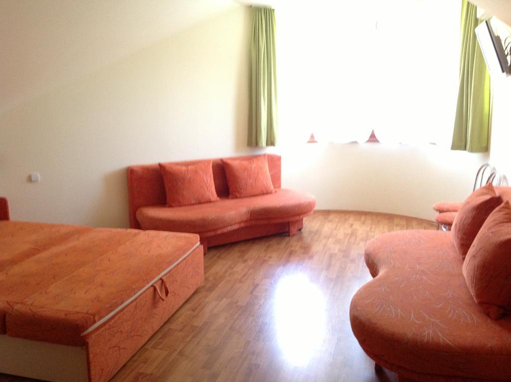 Majnar Villa Apartmanhaz Bogacs Exterior photo